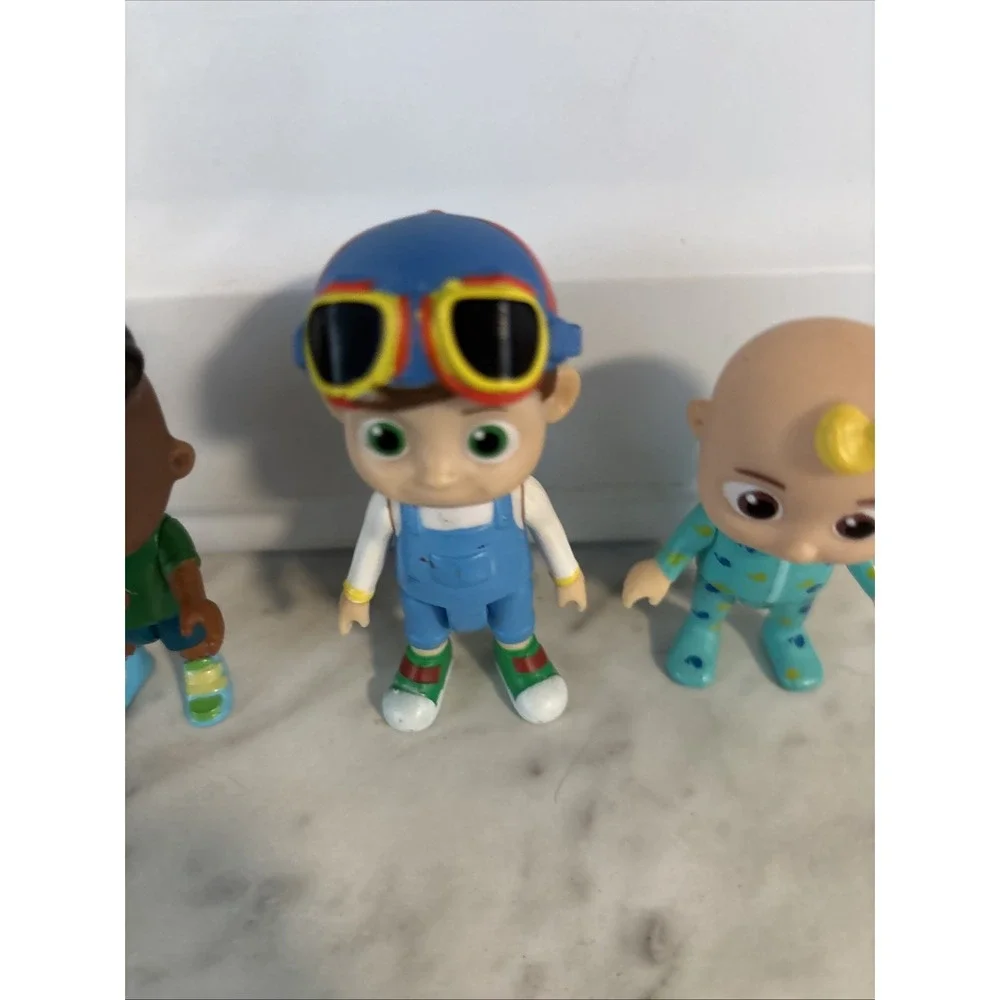 CoCoMelon Lot of 4 Action Figures‎ Replacement Parts Cake Toppers